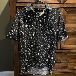 Hot Topic Unisex Button Down